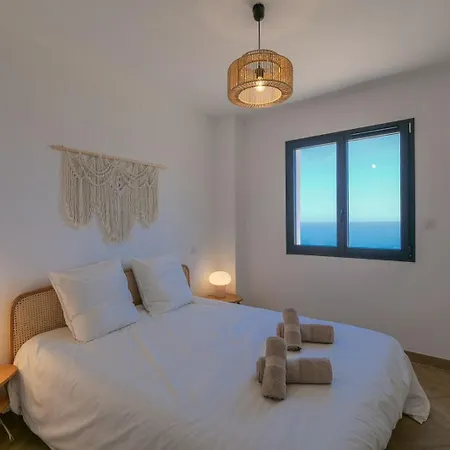 L Escarelle * Roquebrune-sur Argens